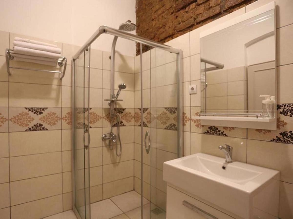 Taksim Green Star Hotel Istanbul Bagian luar foto