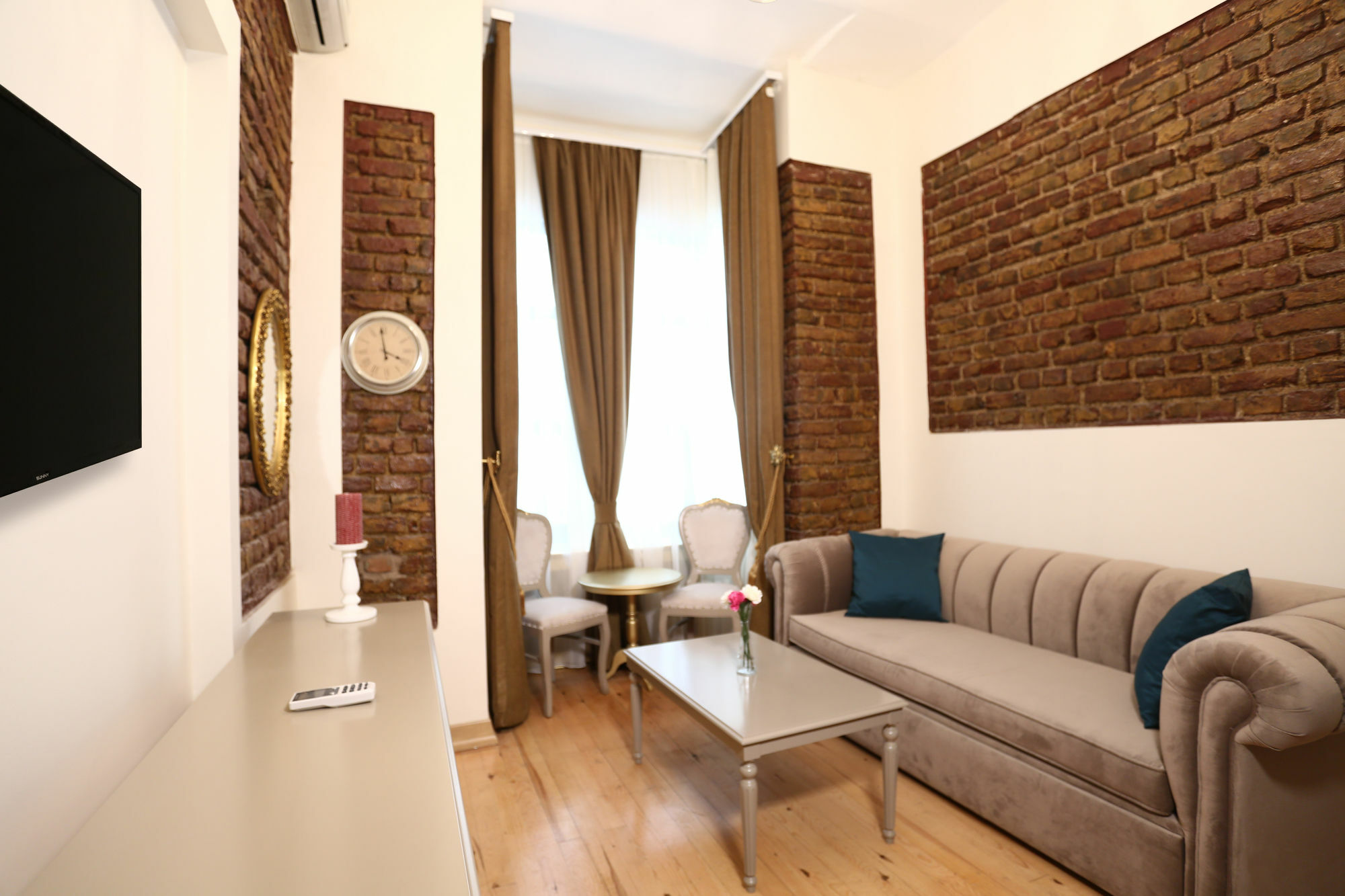 Taksim Green Star Hotel Istanbul Bagian luar foto